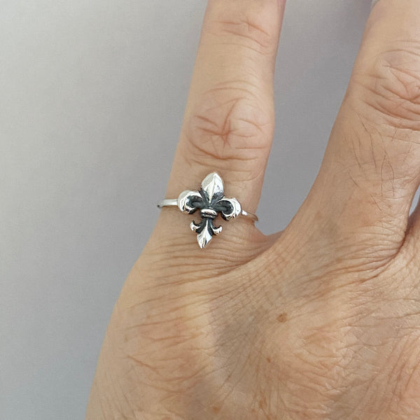 Sterling Silver Dainty Fleur De Lise Ring, Silver Rings, Saints