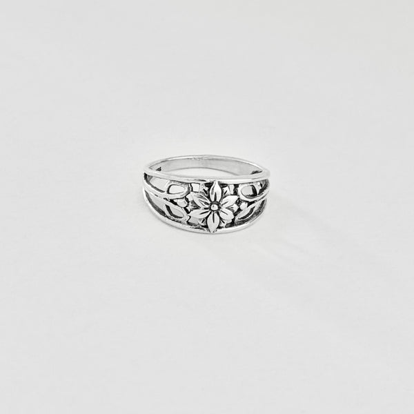 Sterling Silver Dainty Flower Ring with Swirls, Boho Jewelry, Swirly Floral Rings