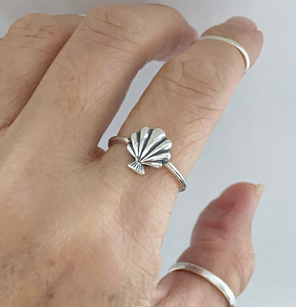 Silver Shell Ring Sterling Silver Seashell Ring, Silver Ring, Dainty Ring, Shell Ring, S ...