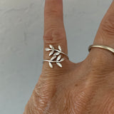 Sterling Silver Leaves Toe Ring, Silver Ring, Leaf Ring, Tree Ring