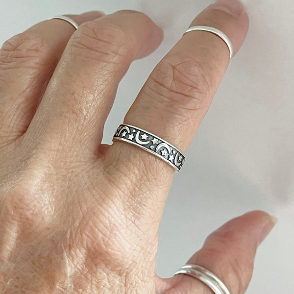 Sterling Silver Eternity Moon and Star Band, Unisex Ring, Silver Ring, Stackable Ring, Wedding Ring