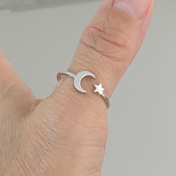 Tohuu Relieves Star Sun Moon Ring Boho Stainless Steel Silver