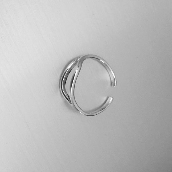 Sterling Silver Modern Toe Ring, Silver Rings, Wavy Ring – Indigo & Jade